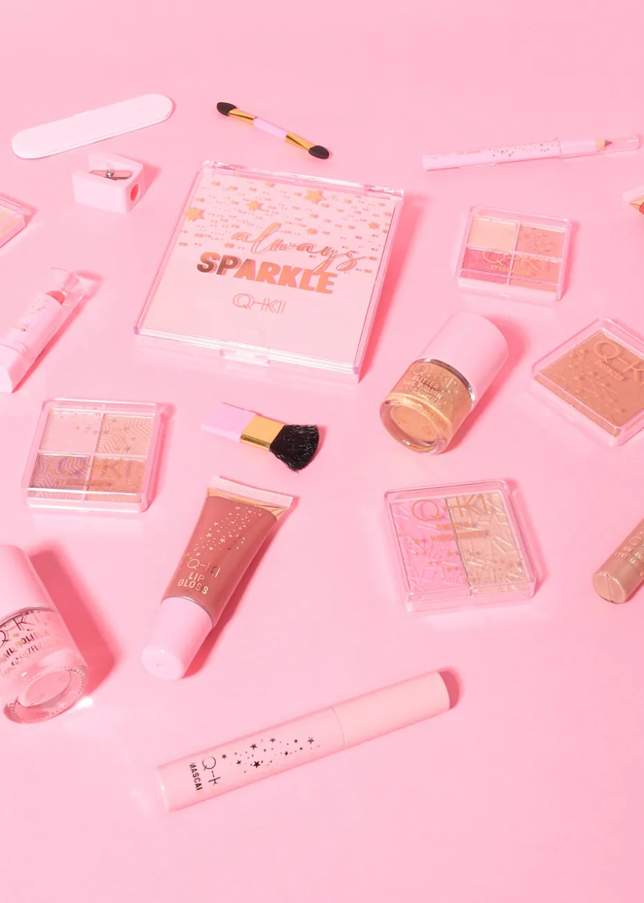 Q-KI You're A Star Vanity Case 33 Piece Makeup Set