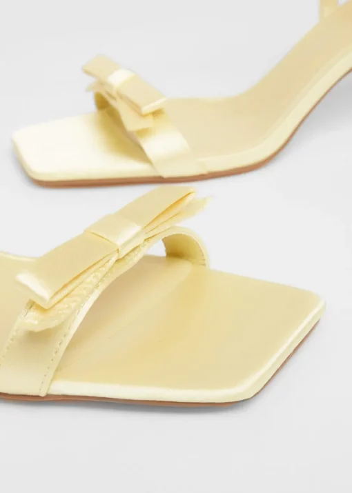 Quiz Yellow Satin Bow Heels