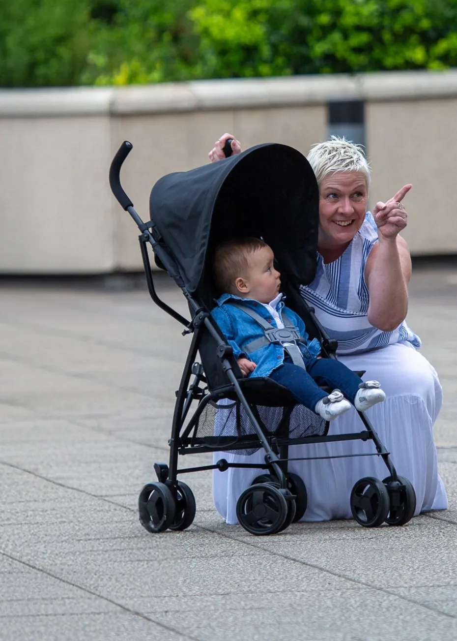 Red Kite Push Me 2U Midnight Lightweight Stroller (99cm x 45cm x 72cm)