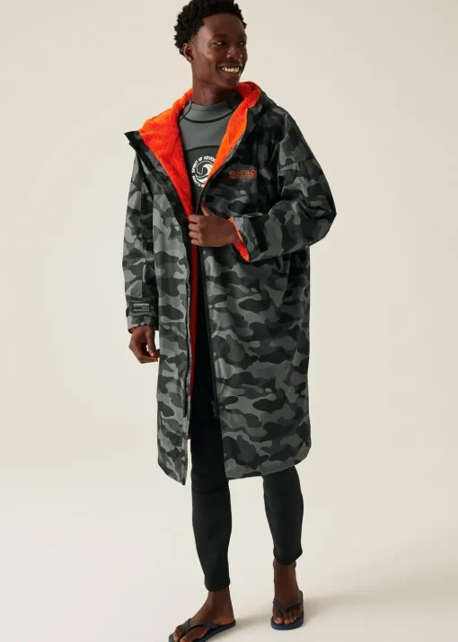 Regatta Grey Black Camo Adult Changing Waterproof Hydrofort Robe