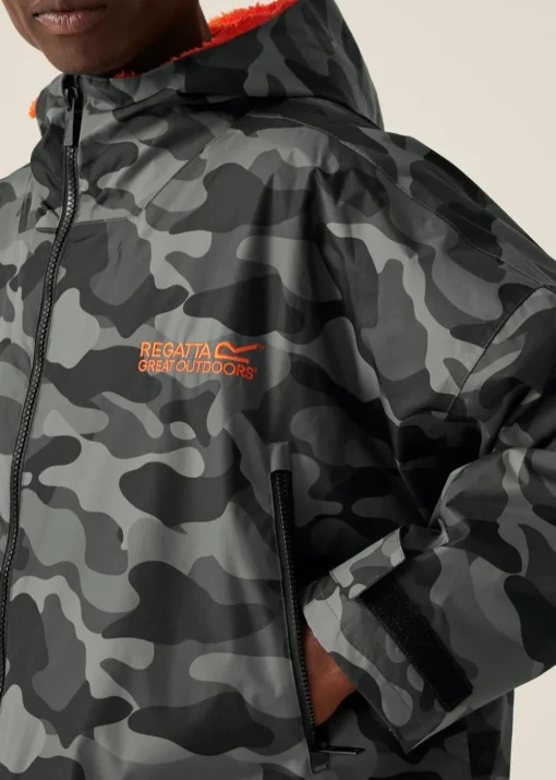 Regatta Grey Black Camo Adult Changing Waterproof Hydrofort Robe