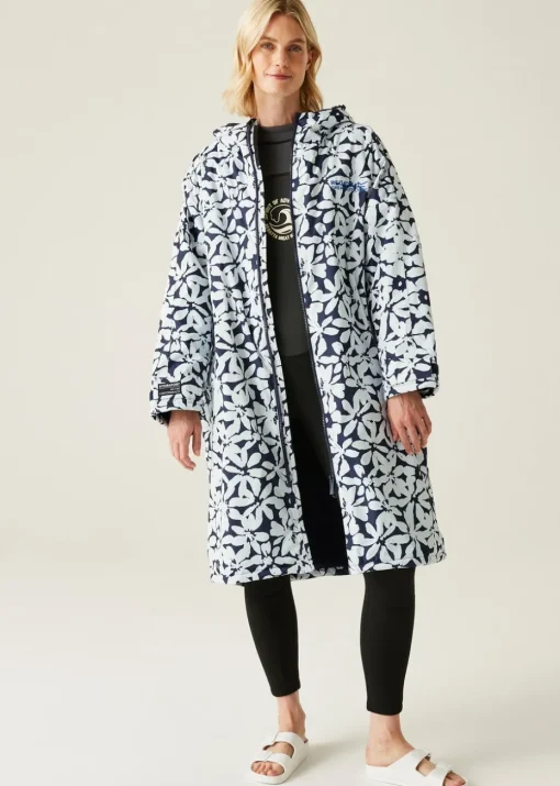 Regatta Navy/White Large Floral Changing Waterproof Hydrofort Robe
