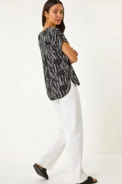 Roman Black Abstract Print V-Neck Button Top