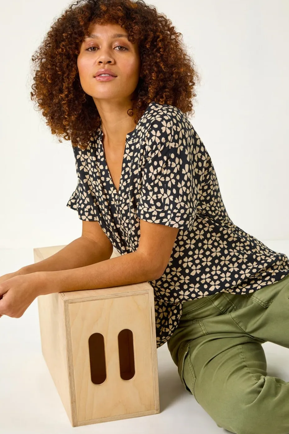 Roman Black Abstract Print V-Neck Tunic Top