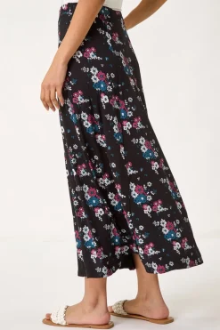 Roman Black Diagonal Ditsy Floral Print Skirt