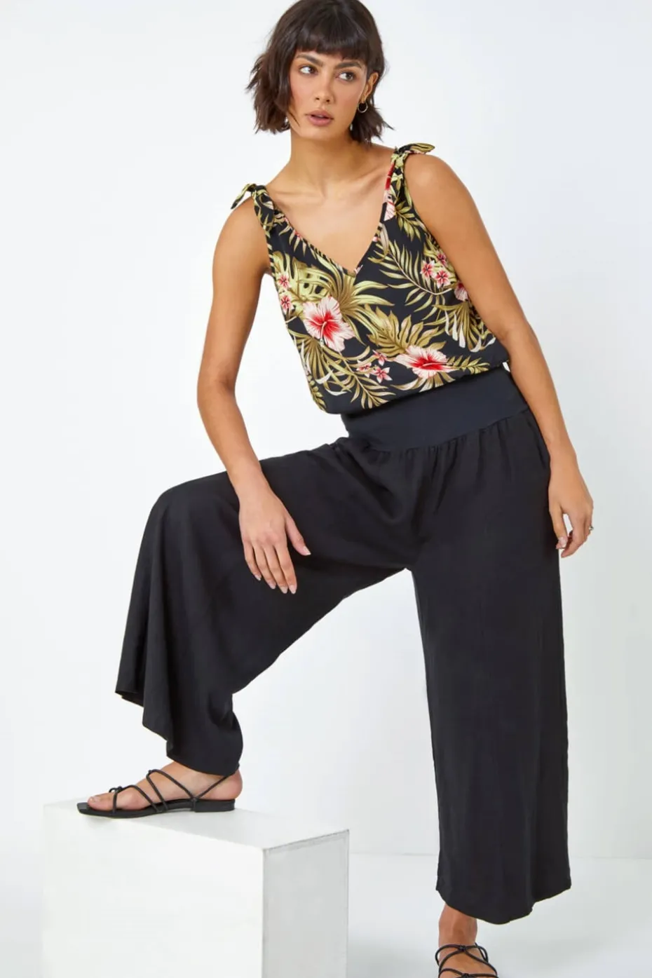 Roman Black Linen Blend Stretch Waist Culottes