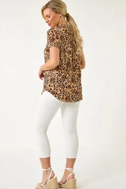 Roman Black Petite Floral Print V-Neck Stretch Top