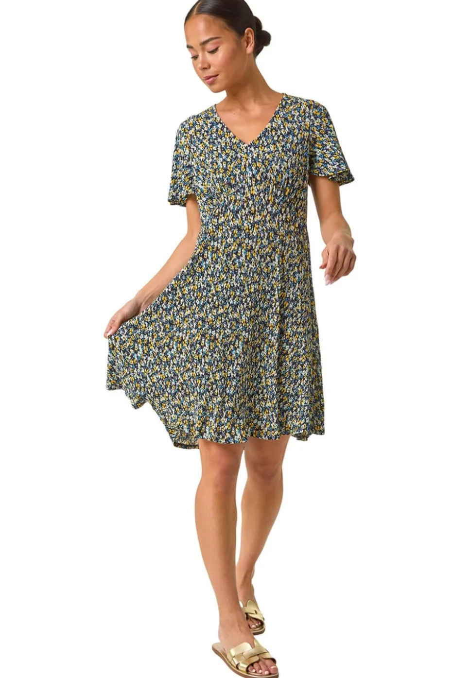 Roman Black Petite Floral Crinkle Dress