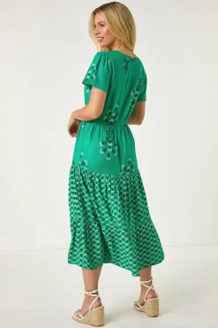Roman Green Petite Floral Print Midi Dress