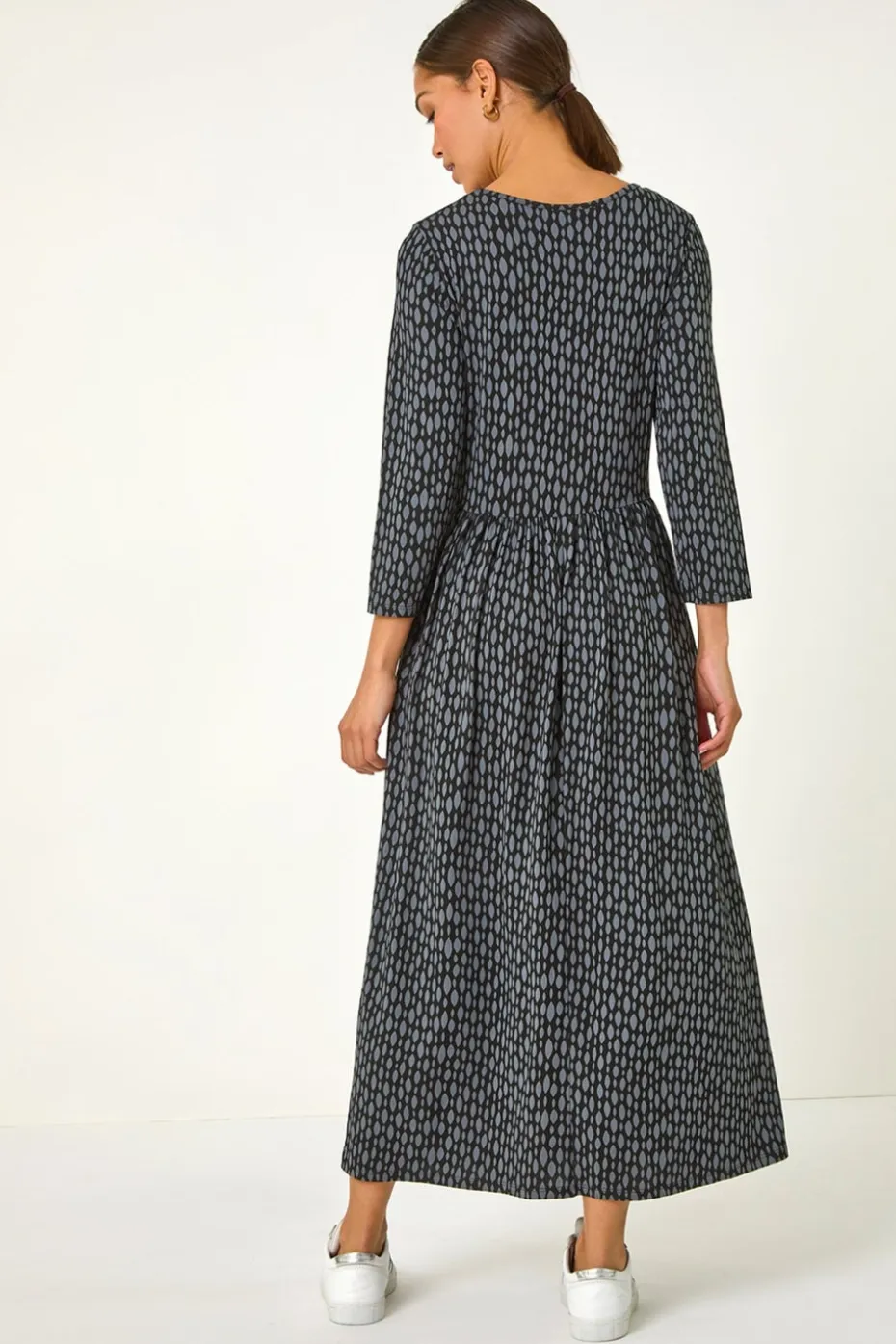 Roman Grey Geometric Pocket Stretch Midi Dress