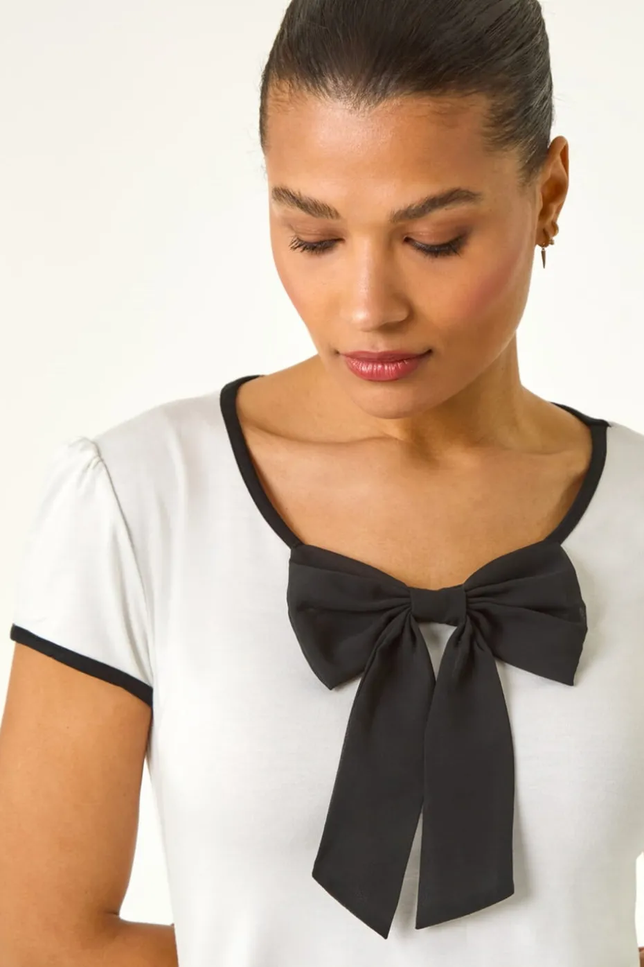 Roman Ivory Bow Front Stretch Top