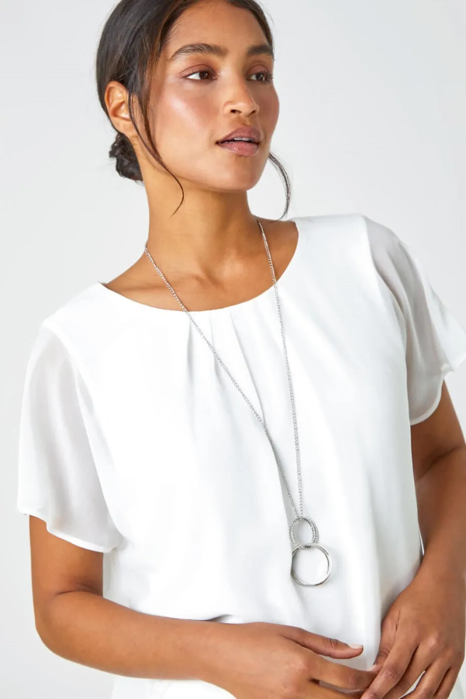 Roman Ivory Chiffon Jersey Chiffon Blouson Top with Necklace