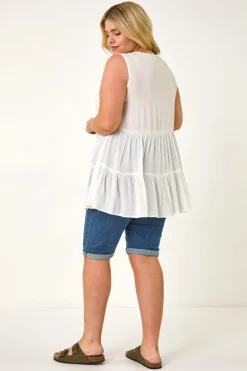 Roman Ivory Curve Lace Woven Button Vest