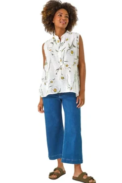 Roman Ivory Daisy Print V Neck Vest