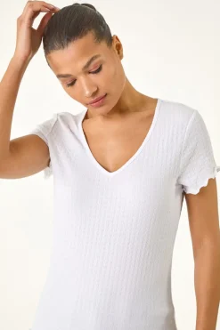 Roman Ivory Textured Lettuce Edge Top