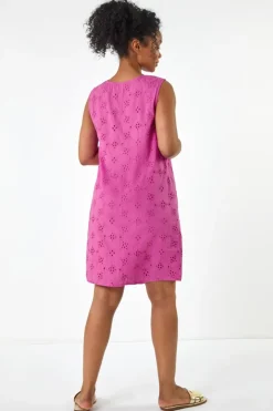 Roman Magenta Petite Floral Embroidered Shift Dress
