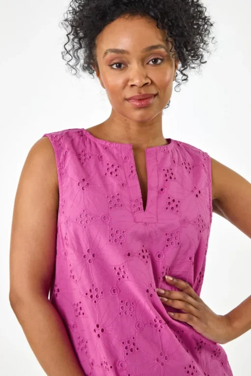 Roman Magenta Petite Floral Embroidered Shift Dress