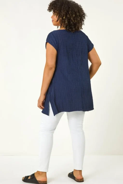 Roman Navy Curve Textured Short Sleeve T-Shirt