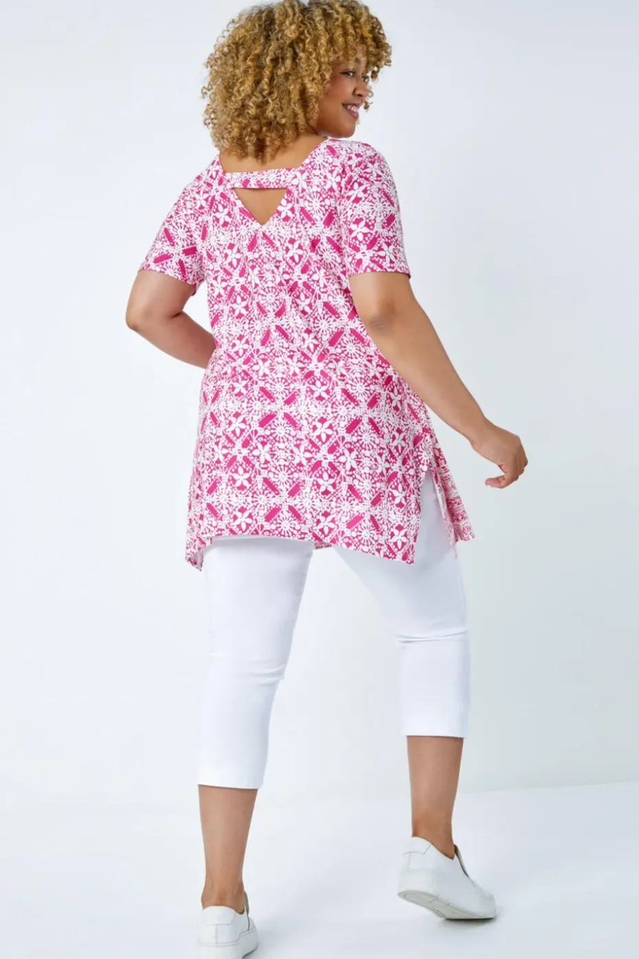 Roman Pink Curve Tile Print Stretch Top