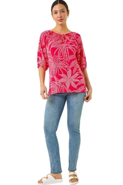 Roman Red Printed Keyhole Front Stretch Top
