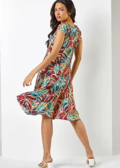 Roman Red Textured Leaf Print Panel Dress