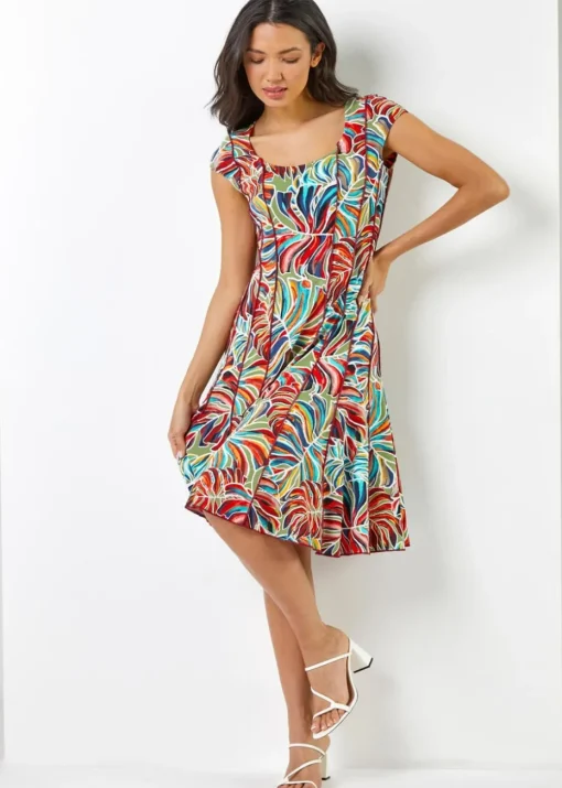 Roman Red Textured Leaf Print Panel Dress
