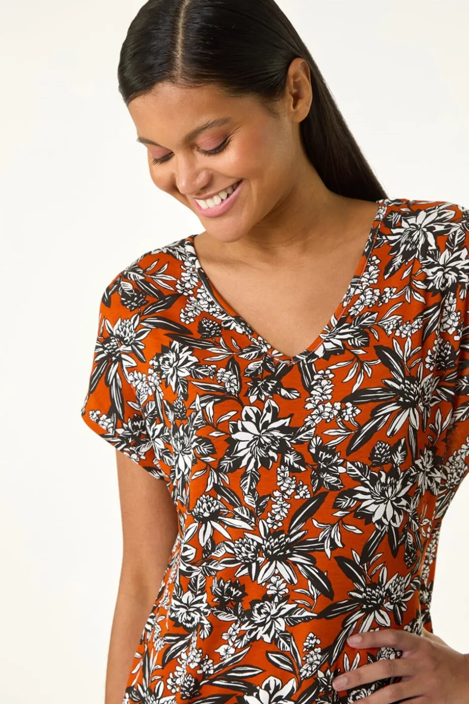 Roman Rust Printed V Neck Banded Hem Top