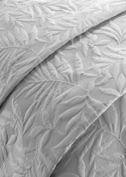 Serene Luana Soft Touch Pinsonic Silver Bedspread