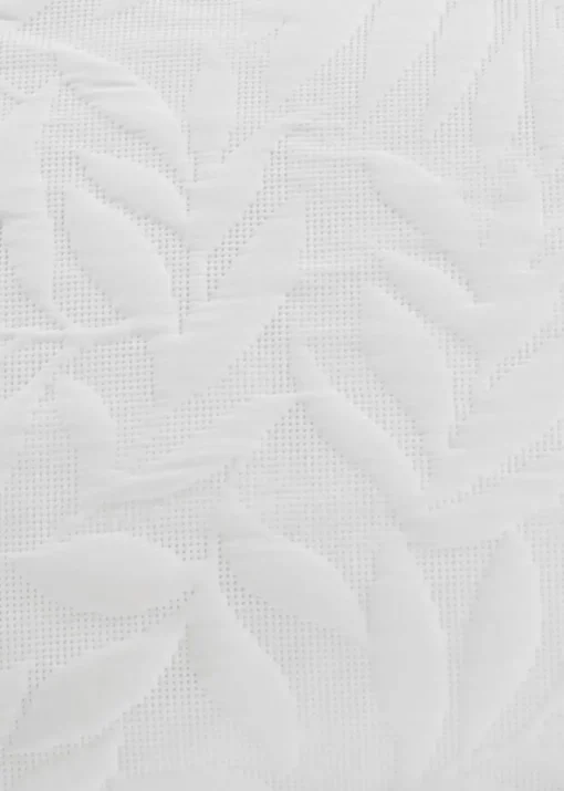 Serene Luana Soft Touch Pinsonic White Bedspread
