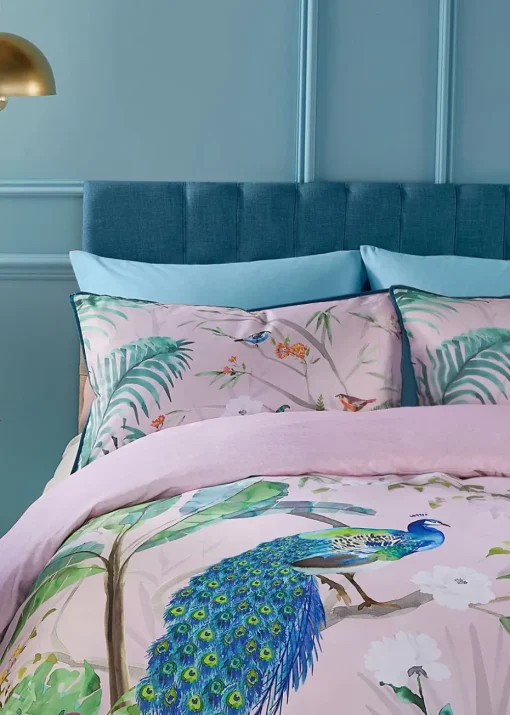Soiree Peacock Jungle Sateen Pink Duvet Cover Set