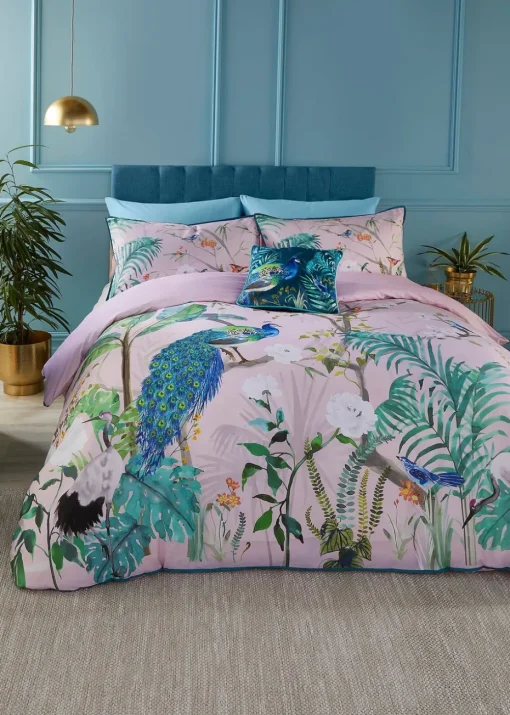Soiree Peacock Jungle Sateen Pink Duvet Cover Set