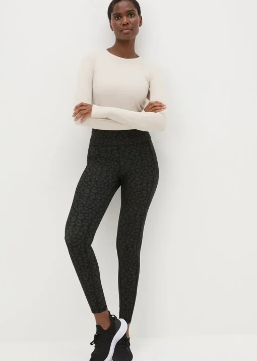 Souluxe Black Leopard Print Leggings