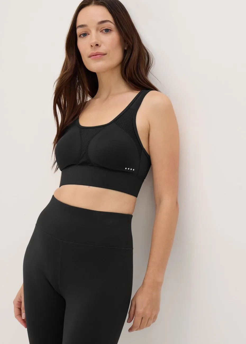 Souluxe Black Racer Back Sports Bra