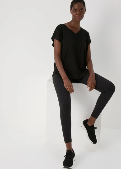 Souluxe Black V Neck T Shirt