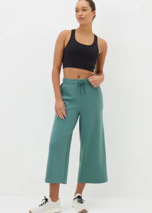 Souluxe Green Wide Leg Cropped Jogging Bottoms