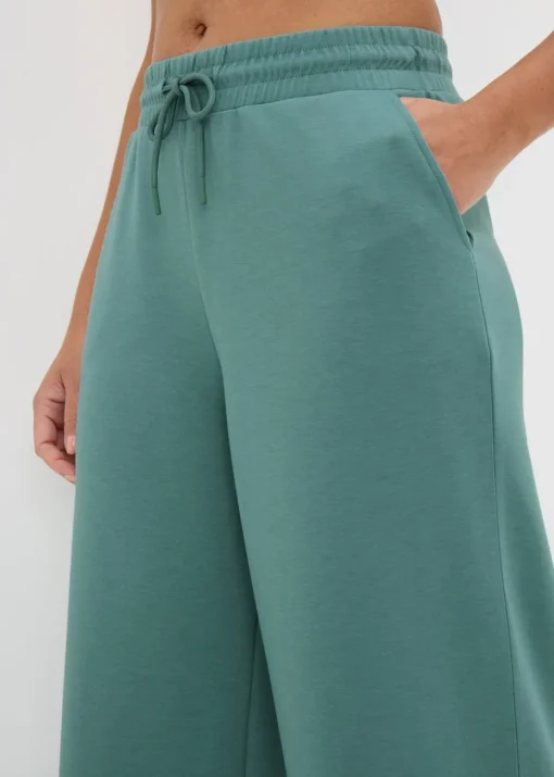 Souluxe Green Wide Leg Cropped Jogging Bottoms