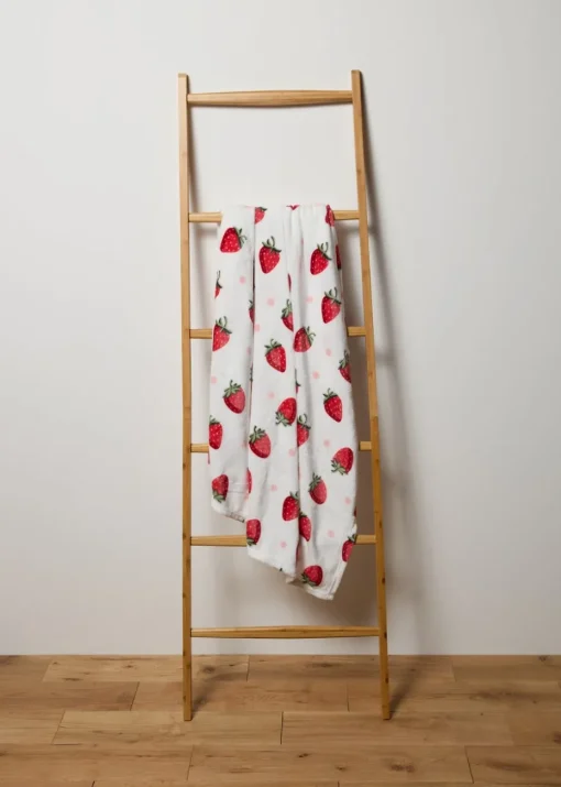 Strawberry Print Throw