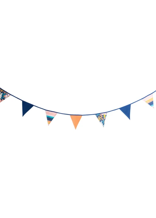 Summerhouse by Navigate Riviera Bunting