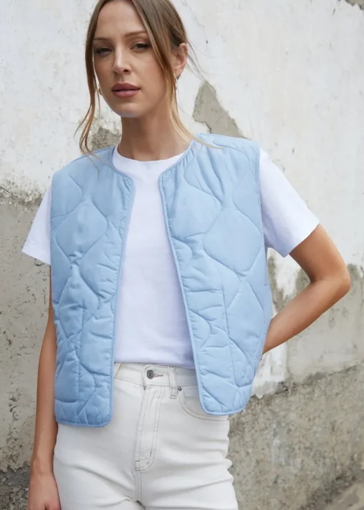 Threadbare Blue Floral Patchwork Reversible Quilted Gilet