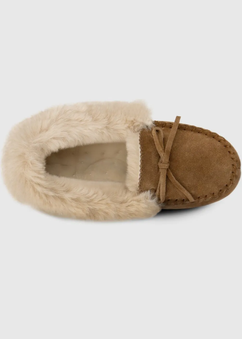 Totes Isotoner Tan Genuine Suede Moccasin with Faux Fur Lining