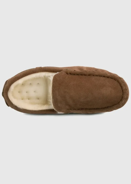 Totes Isotoner Tan Real Suede With Closed Stitch Moccasin Slipper