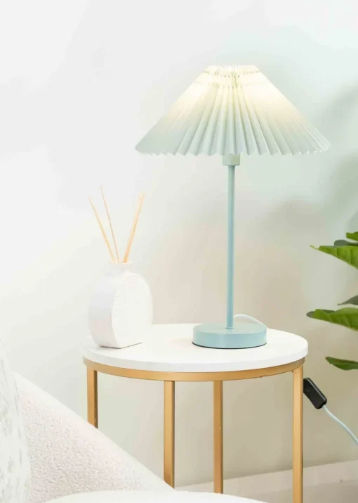 ValueLights Akira  Blue Table Lamp with Blue Tapered Shade (48.5cm x 34.5cm x 34.5cm)