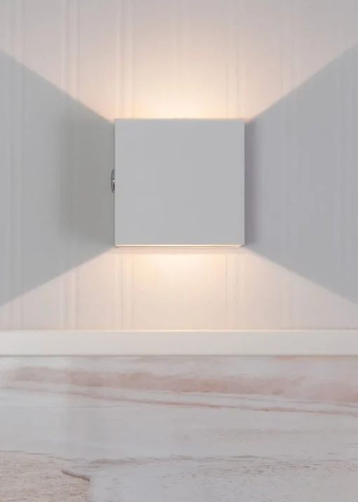 ValueLights Marx White Rechargeable Easy Fit Wireless Wall Light