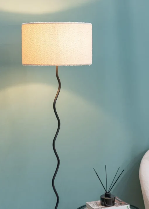 ValueLights Wiggle Black Metal Floor Lamp Cream Boucle Shade (151cm x 35cm)
