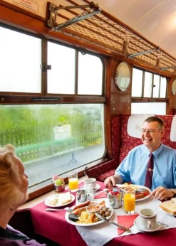 Virgin Experience Days Railway Steam Train with Breakfast for Two