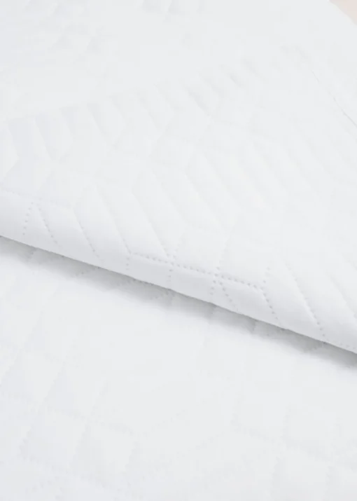 White Geo Pinsonic Bedspread (235cm x 235cm)