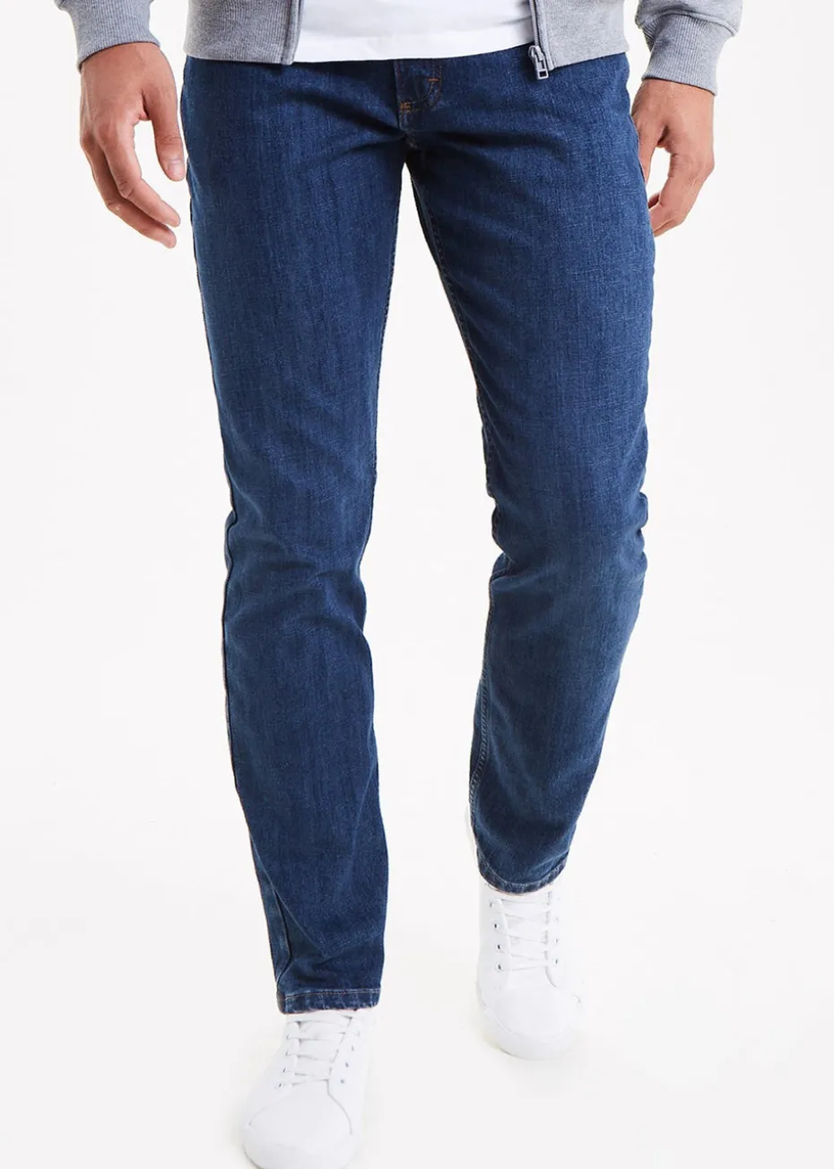 Wrangler Dark Wash Stretch Straight Fit Jeans