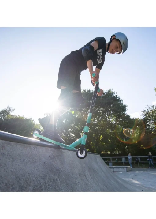 Xootz Shred 2 Stunt Scooter