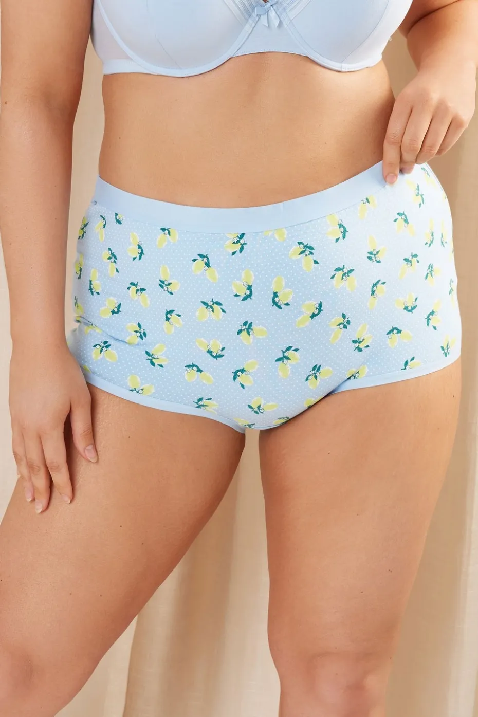 Yours Curve 5 Pack Blue & Grey Lemon Print Shorts
