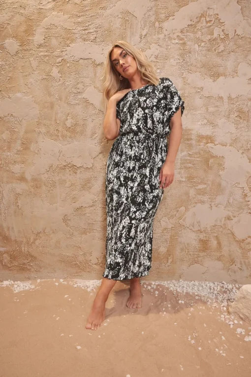 Yours Curve Black Abstract Print Plisse Maxi Dress